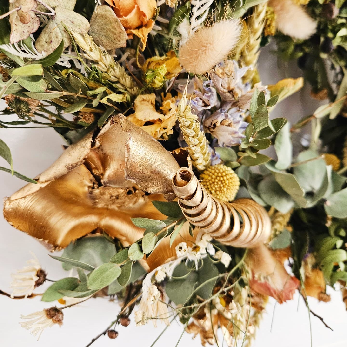 "Goldie" Dried Wreath
