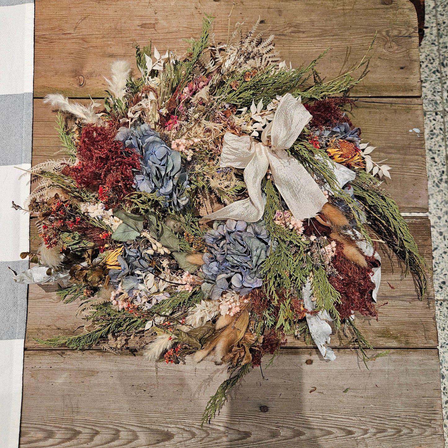 Moody Bloos Wreath (b-grade)