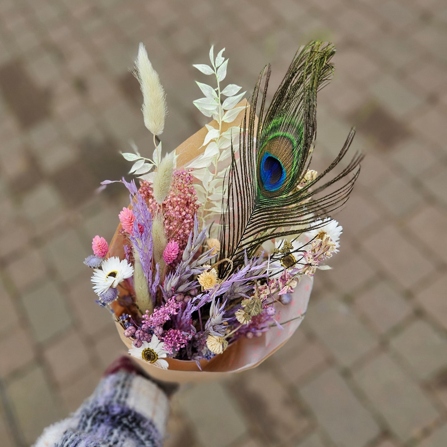 Peacock's Eye Dried Bouquet